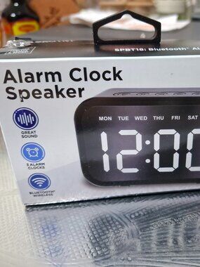 BLUETOOK Alarm Clock Speaker Radio BIG LETTERS